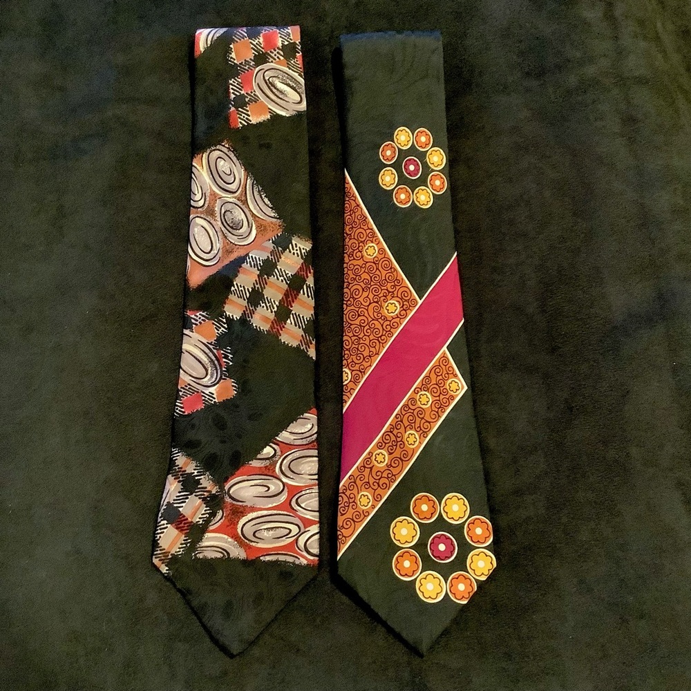 2 neckties funky artistic prints Bugatti and Format